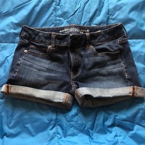 SOLD ✨5 for $25, or 7 for $30 ✨ Shorts